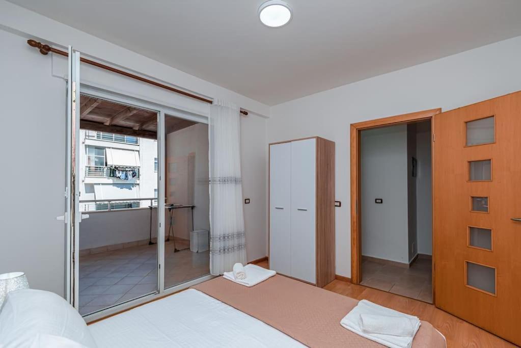 Grand View Apartment Durrës Buitenkant foto